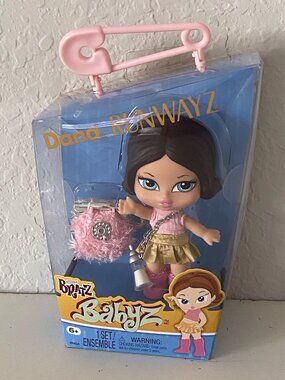 bratz yasmin pink dress Bratz, Fashion Doll, Yasmin, Pop Starz with Accessories and Charm